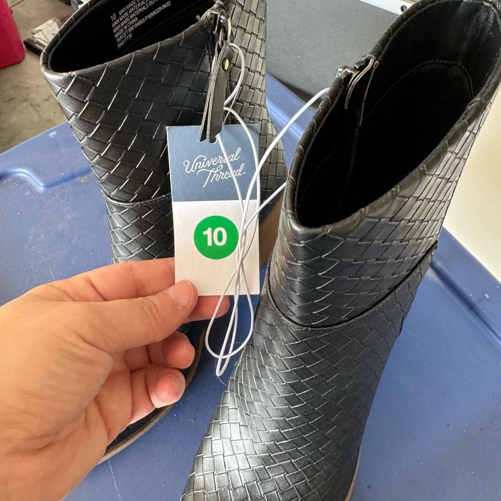 Universal Thread boots - Picture 7 of 7